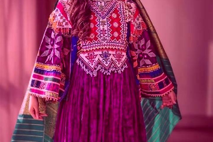 Maya, 31 — Escort in Sarfiraz Kala, Afghanistan