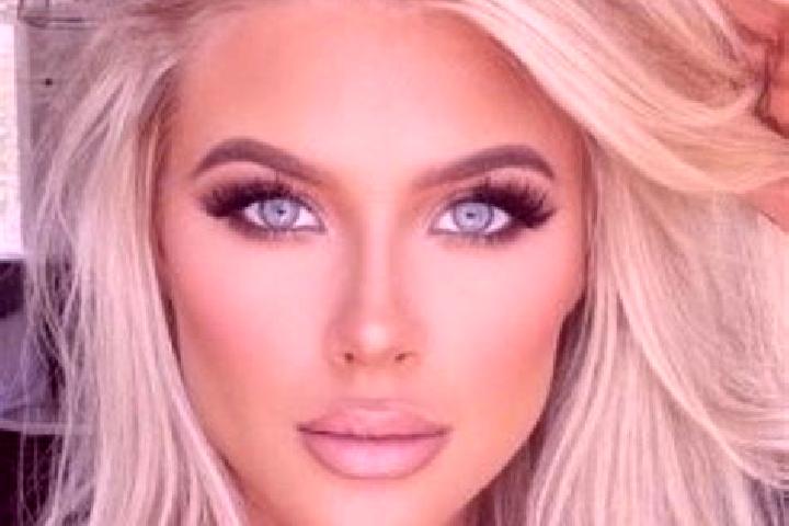 Maya, 32, a platinum blonde grey-eyed european companion based in Sucua. Offering Massage, Prostate Massage, Overnight, OWO. Available for incall and outcall...