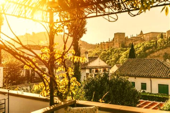 Maya, 32 — Escort in Granada, Spain