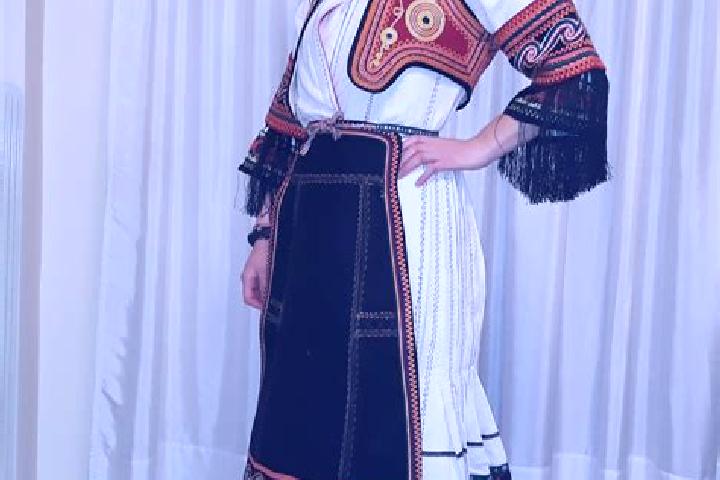 Maya, 32 — Escort in Kalavryta, Greece