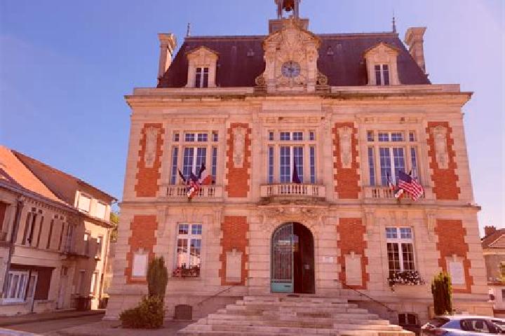 Maya, 33 — Escort in Connantre, France