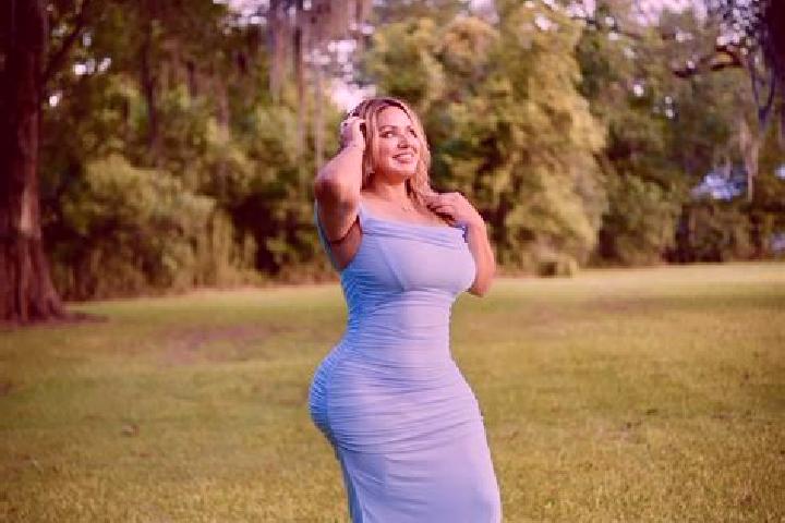 Maya, 33 — Escort in Senath, United States
