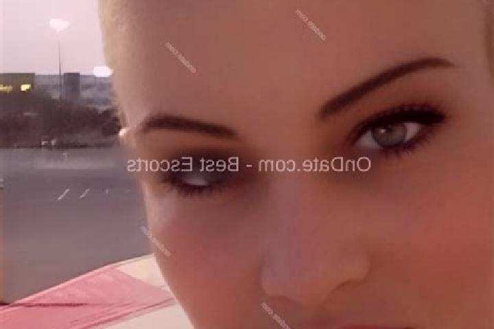 Maya, 34 — Escort in Claxton, United States