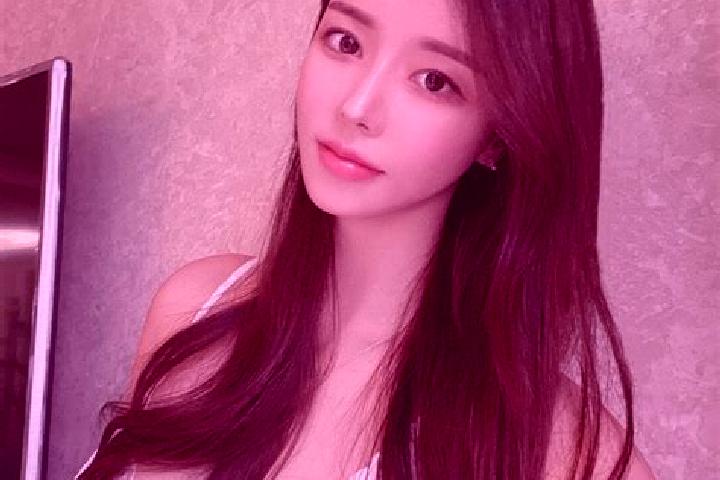 Maya, 34 — Escort in Ganjiangtou, China