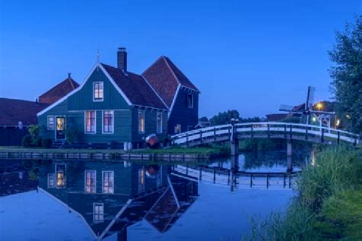 Maya, 34 — Escort in Groot-Ammers, Netherlands