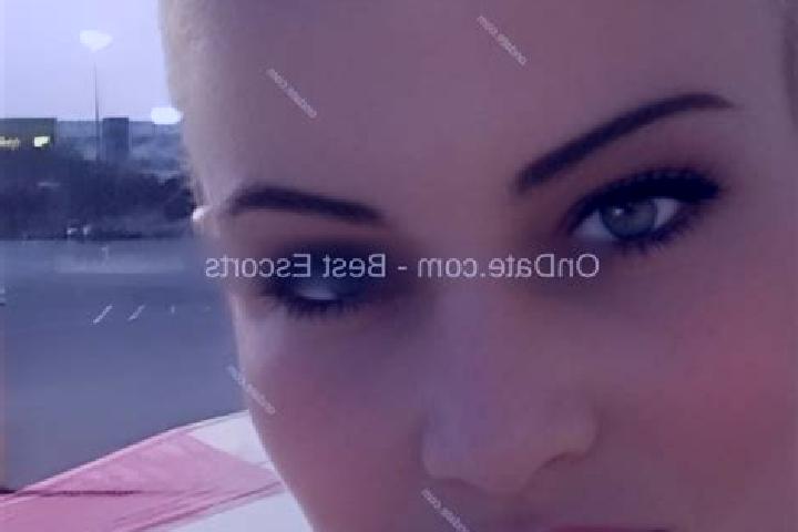 Maya, 34 — Escort in Weining, China