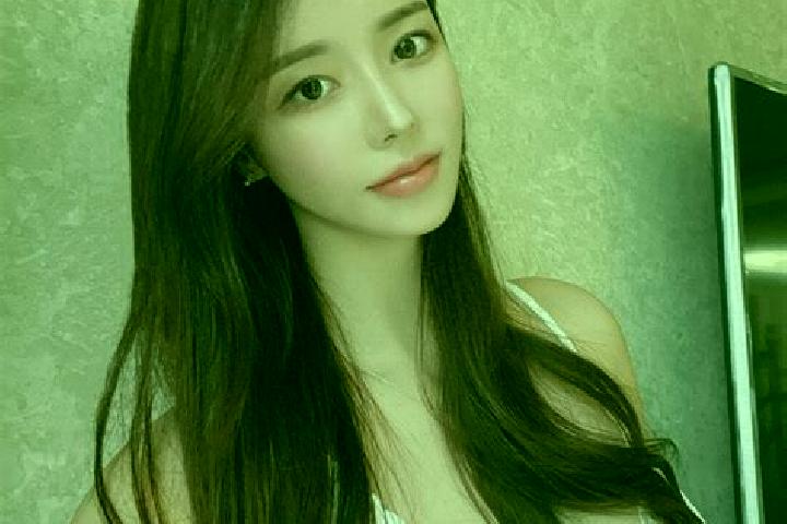 Maya, 34 — Escort in Xituan, China