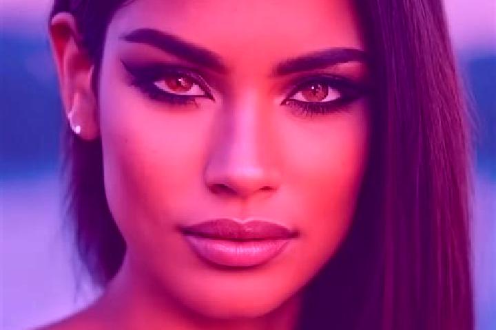 Maya, 35, a red amber-eyed latina companion based in Goenie. Offering Couples, Striptease, BDSM. Available for incall and outcall, overnight bookings available.