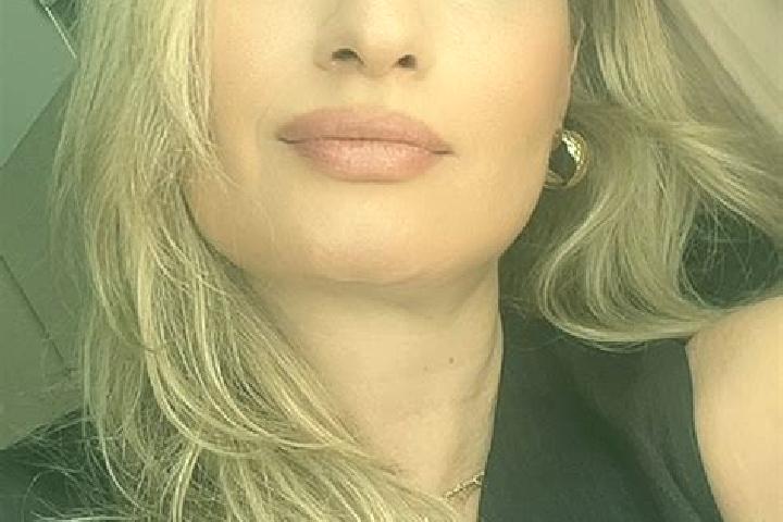 Maya, 35 — Escort in Erchin, France