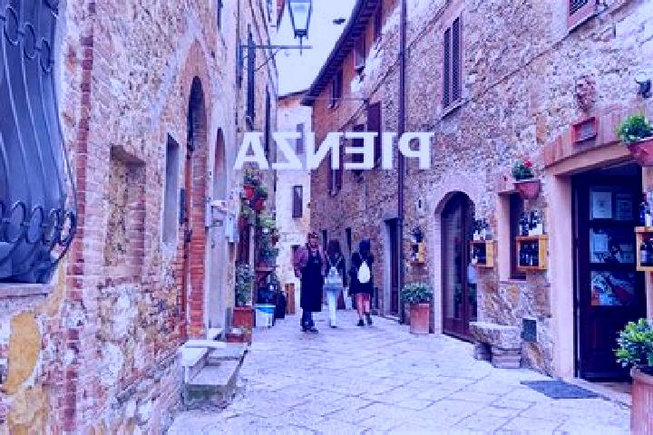Maya, 35 — Escort in Pianezza, Italy