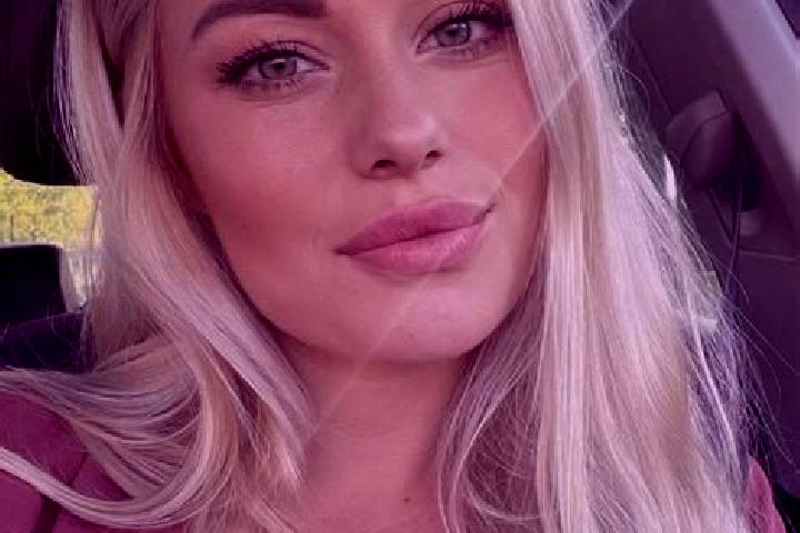 Maya, 36, a blonde hazel-eyed caribbean companion based in Lutzville. Offering Dinner Date, Prostate Massage, BDSM. Available for incall and outcall, overnig...
