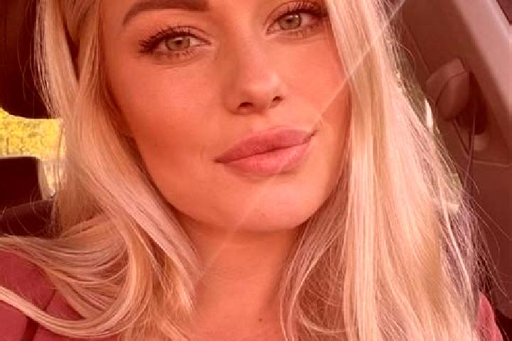 Maya, 36, a blonde hazel-eyed caucasian companion based in Toyapakeh. Offering Striptease, Roleplay, BDSM. Available for incall and outcall, overnight bookin...