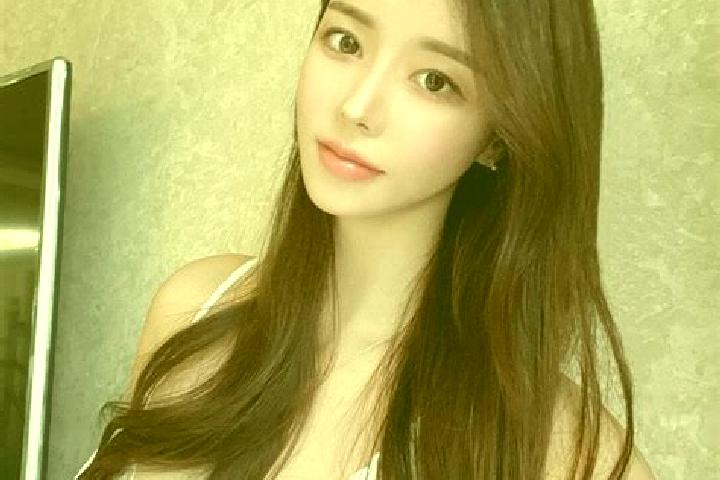 Maya, 36 — Escort in Luoqiaocun, China