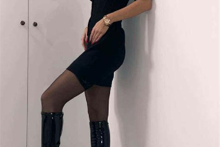 Maya, 37, a black grey-eyed mediterranean companion based in Hohenroth. Offering CIM, Domination, Party Girl. Available for incall and outcall, overnight boo...