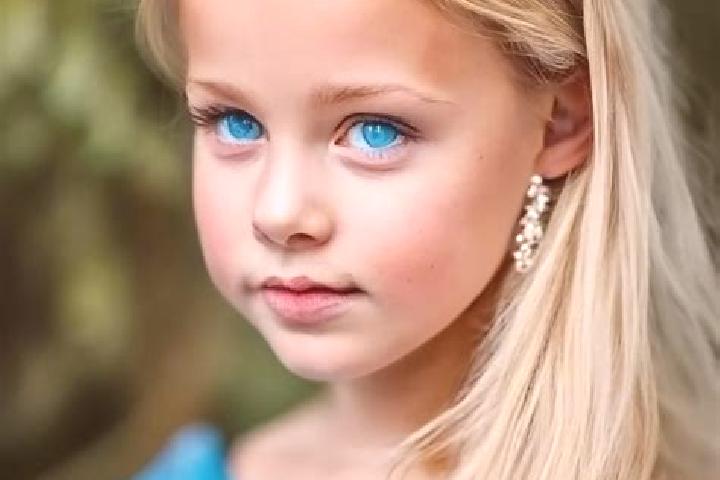 Maya, 37, a blonde blue-eyed caucasian companion based in Sarangpore. Offering Prostate Massage, OWO, Dinner Date, Roleplay. Available for incall and outcall...
