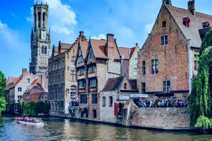 Maya, 37 — Escort in Brugge, Belgium