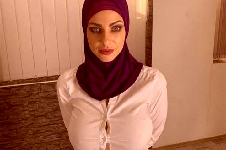 Maya, 37 — Escort in Deh-e Arab, Iran