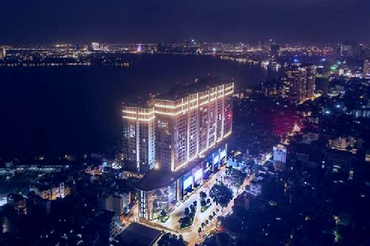 Maya, 37 — Escort in Quang Xuong, Vietnam