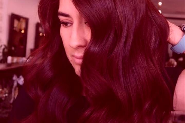 Maya, 38, a auburn dark-eyed caucasian companion based in Sapalache. Offering Roleplay, Deep French Kissing, Fetish, GFE. Available for incall and outcall, d...