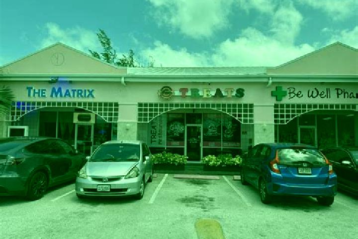 Maya, 38 — Escort in Dusty Place, Cayman Islands