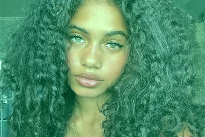 Maya, 39, a black grey-eyed ebony companion based in Roudnice nad Labem. Offering Tantra, GFE. Available for incall and outcall, day and evening dates.