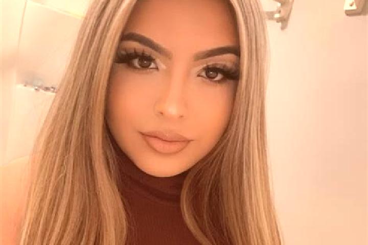 Maya, 39, a blonde dark-eyed latina companion based in Gradinile. Offering Fetish, Girlfriend Experience, Dinner Date, BDSM. Available for incall and outcall...