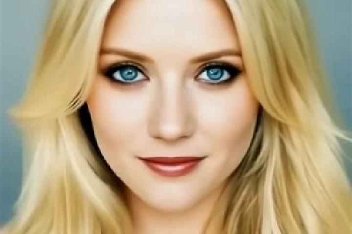Maya, 39, a blonde grey-eyed mixed companion based in Bergern. Offering Party Girl, Massage. Available for incall and outcall, overnight bookings available.