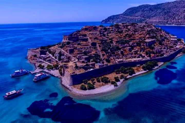 Maya, 39 — Escort in Agios Matthaios, Greece
