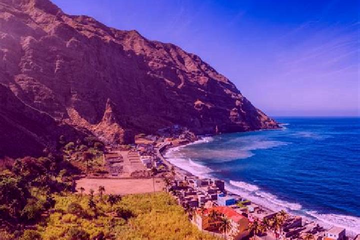 Maya, 39 — Escort in Pombas, Cape Verde