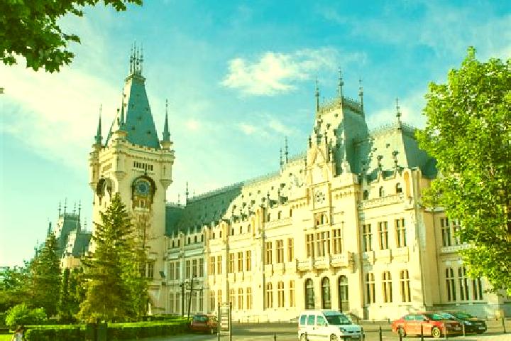Maya, 39 — Escort in Saucenita, Romania