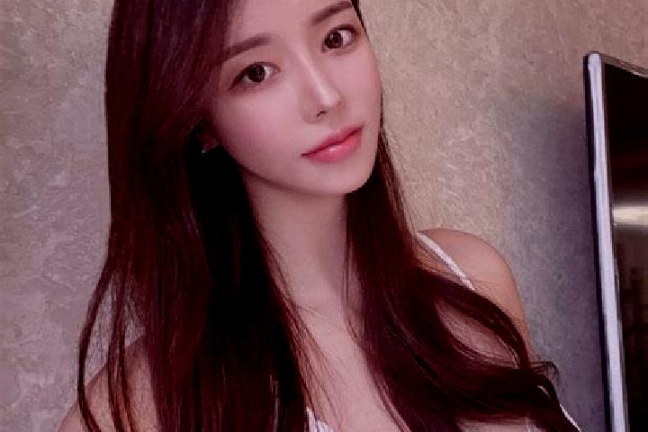 Maya, 39 — Escort in Shangecun, China