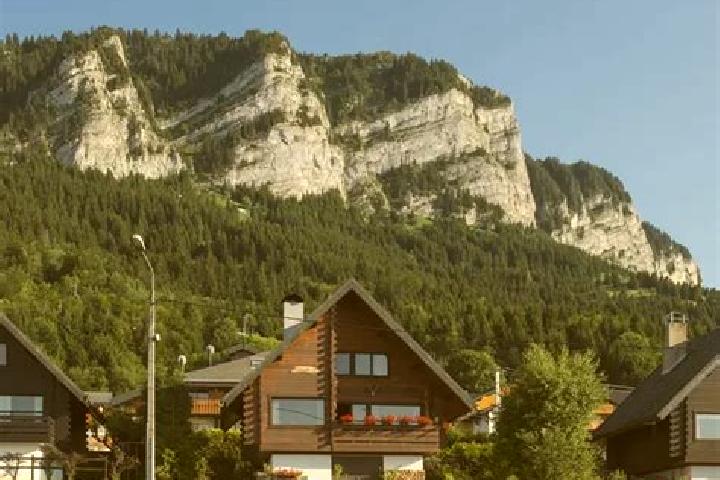 Maya, 39 — Escort in Thollon-les-Memises, France