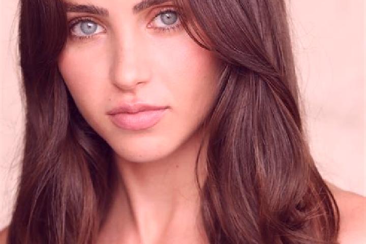 Mia, 20, a brunette brown-eyed mediterranean companion based in Mickle Trafford. Offering Prostate Massage, Dinner Date, BDSM, Couples. Available for incall ...