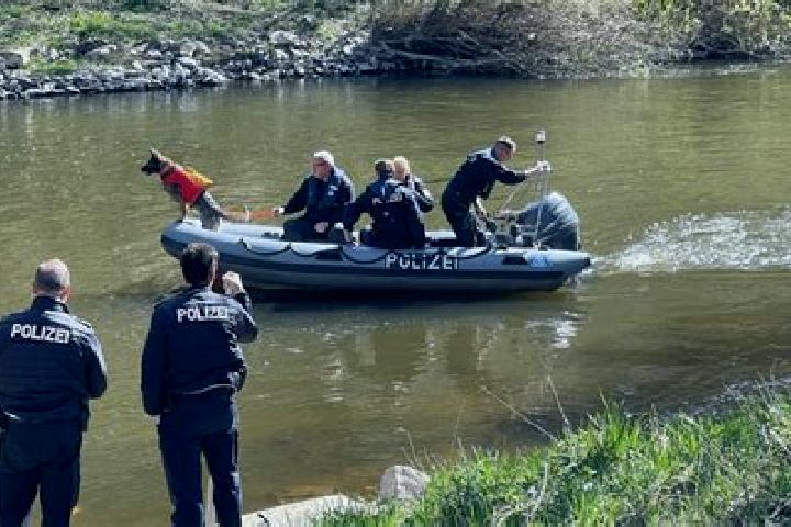 Mia, 20 — Escort in Attenweiler, Germany
