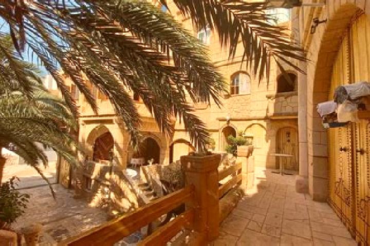 Mia, 20 — Escort in Ksour Essaf, Tunisia