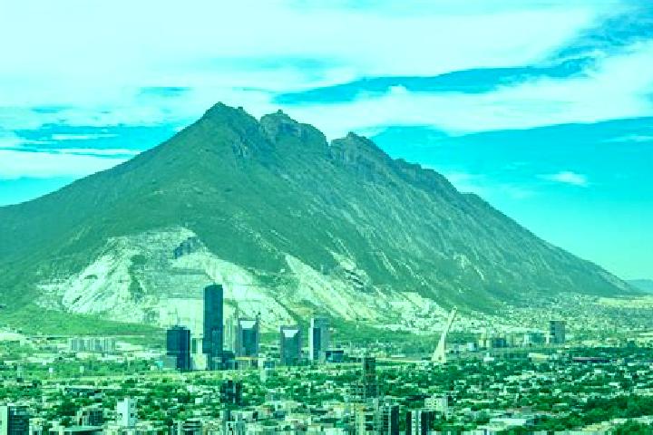 Mia, 20 — Escort in San Luis San Pedro, Mexico