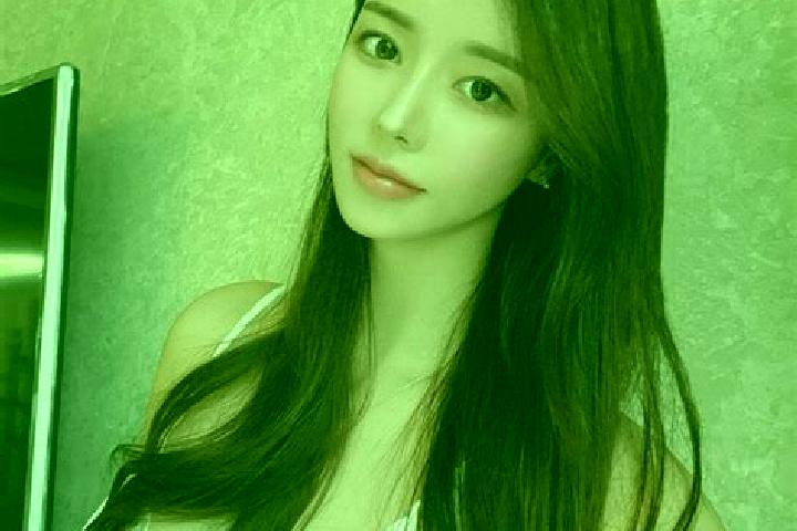 Mia, 20 — Escort in Xintangbian, China