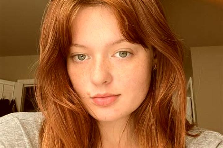 Mia, 21, a auburn green-eyed indian companion based in Fraccionamiento 18 de Marzo. Offering OWO, Domination, Prostate Massage, Duos, Party Girl. Available f...