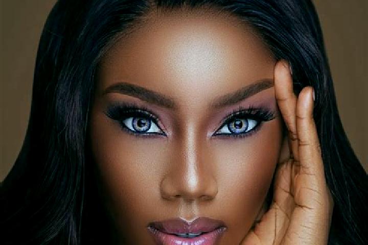 Mia, 21, a brunette blue-eyed ebony companion based in Khowa. Offering Striptease, Roleplay, BDSM, Deep French Kissing, Tantra. Available for incall and outc...