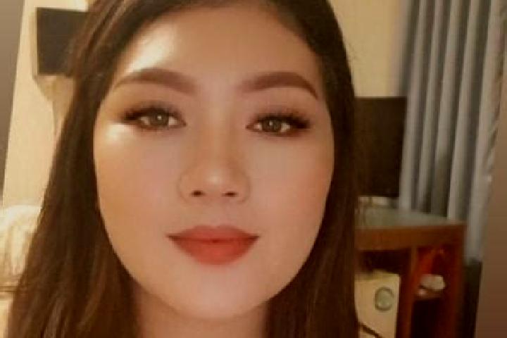 Mia, 21, a chestnut grey-eyed asian companion based in Richenthal. Offering BDSM, GFE, 69, Dinner Date. Available for incall and outcall, overnight bookings ...