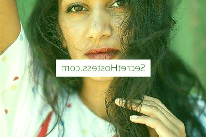 Mia, 21, a red grey-eyed indian companion based in Hart. Offering Erotic Massage, Travel Companion, Striptease. Available for incall and outcall, day and eve...