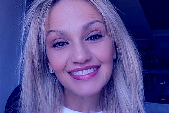 Mia, 21 — Escort in Antiesenhofen, Austria