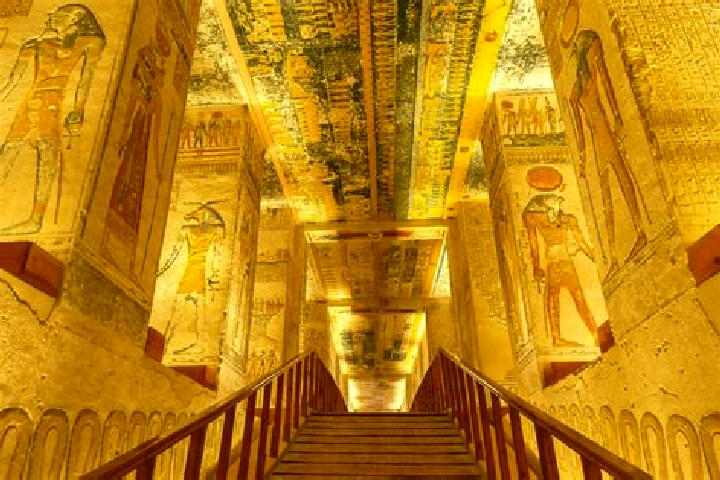 Mia, 21 — Escort in Bani Ubayd, Egypt