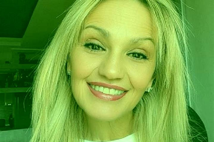 Mia, 21 — Escort in Callac, France