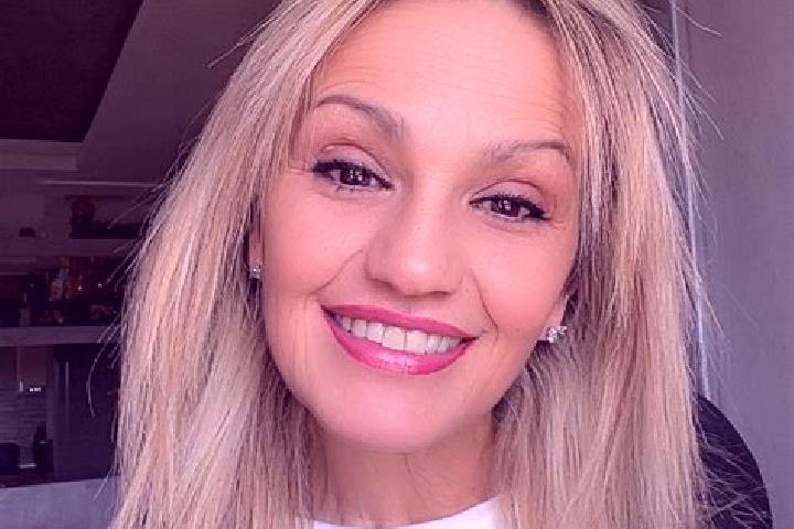 Mia, 21 — Escort in Charneca, Portugal