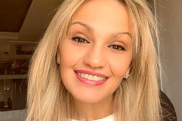 Mia, 21 — Escort in Cojocna, Romania