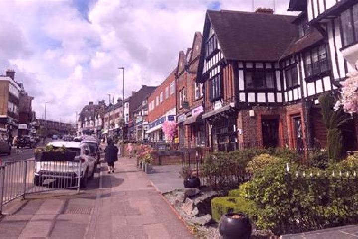 Mia, 21 — Escort in Dormansland, United Kingdom