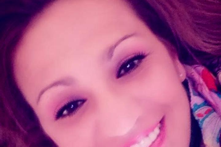 Mia, 21 — Escort in Eminence, United States