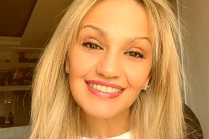 Mia, 21 — Escort in Gueterglueck, Germany