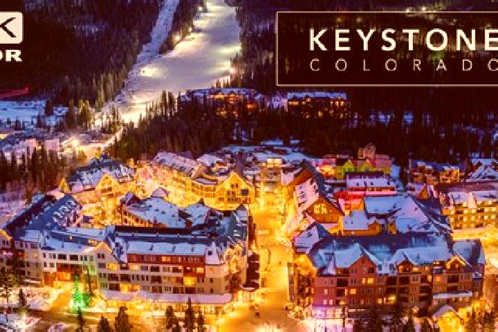 Mia, 21 — Escort in Keystone Village, Canada